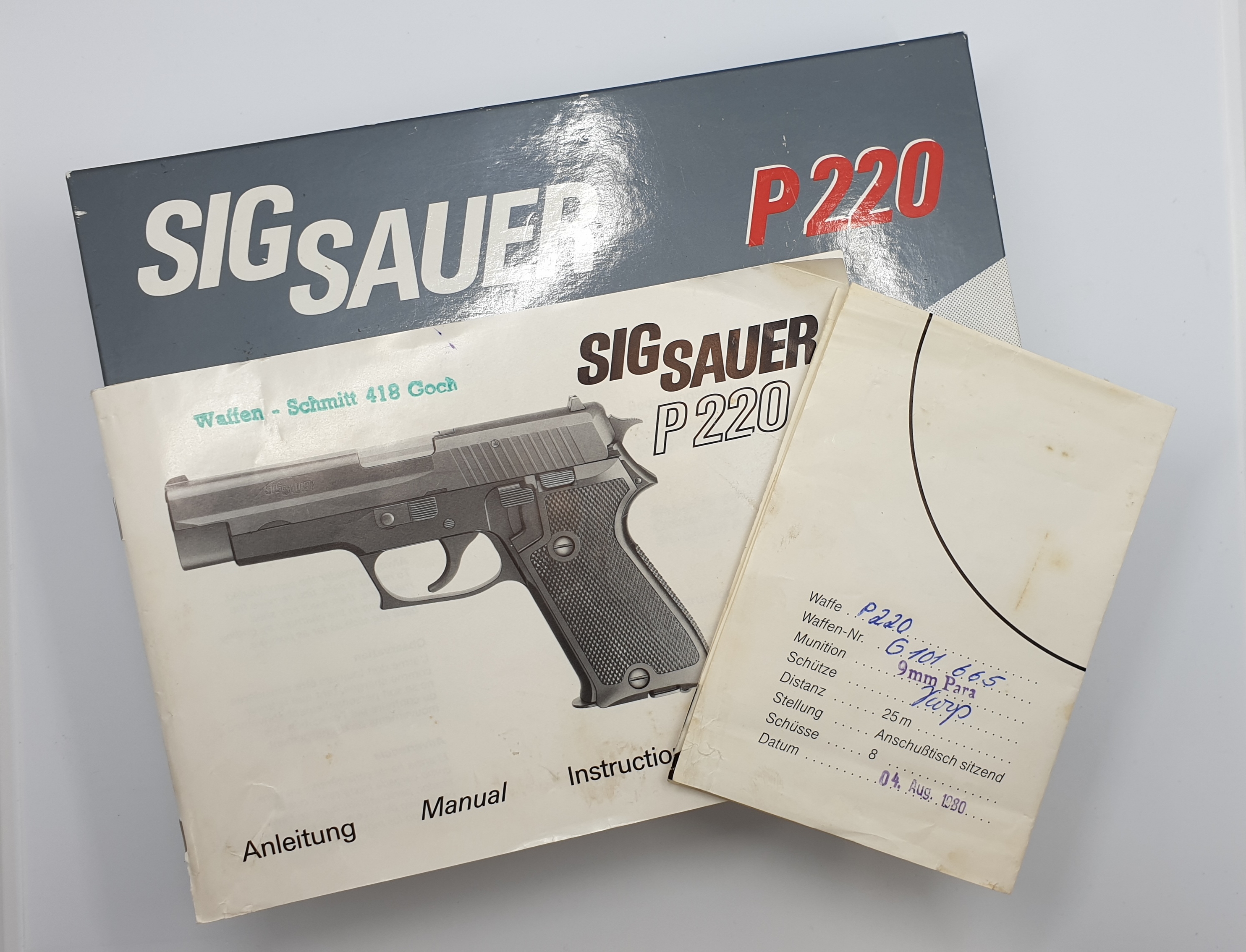 SigSauer P220