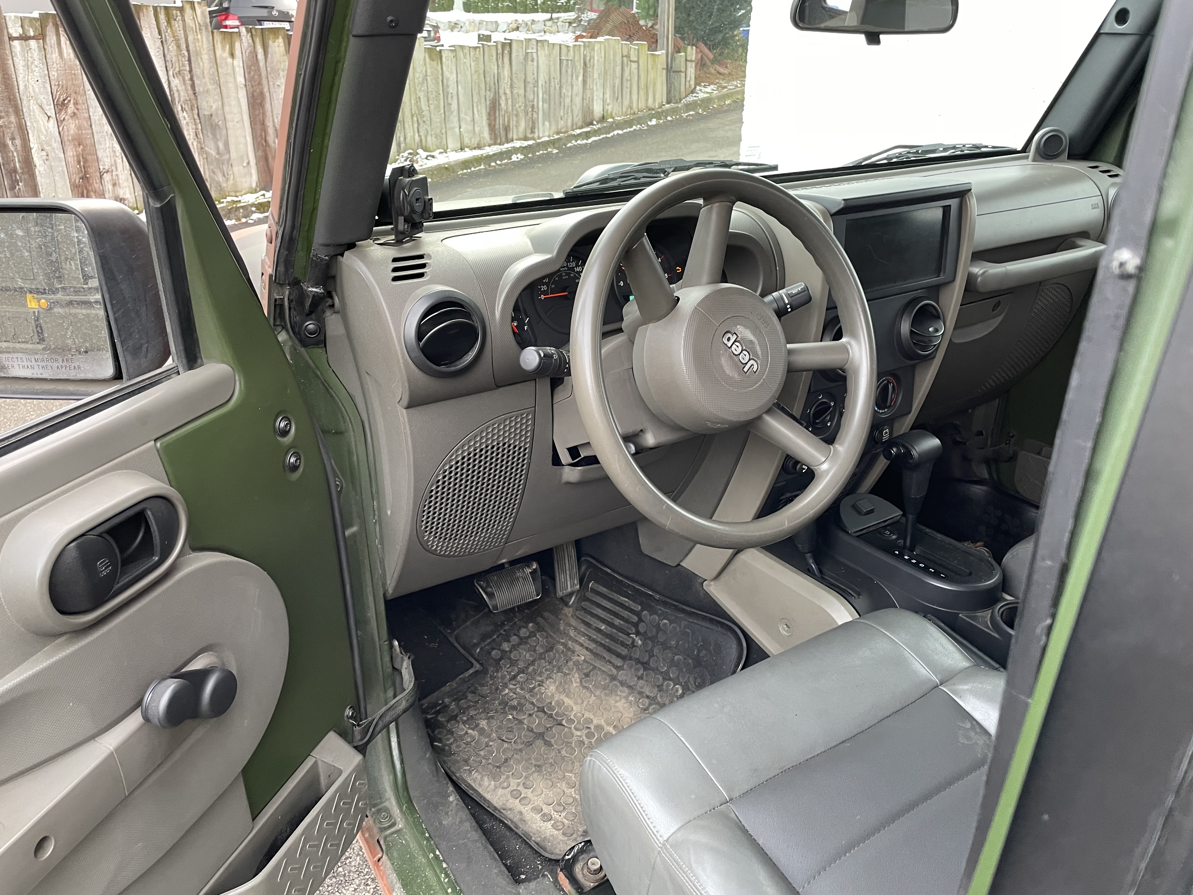 Jeep Wrangler J8 Military 2.8 CRD Jeep Wrangler J8 Military 2.8 CRD