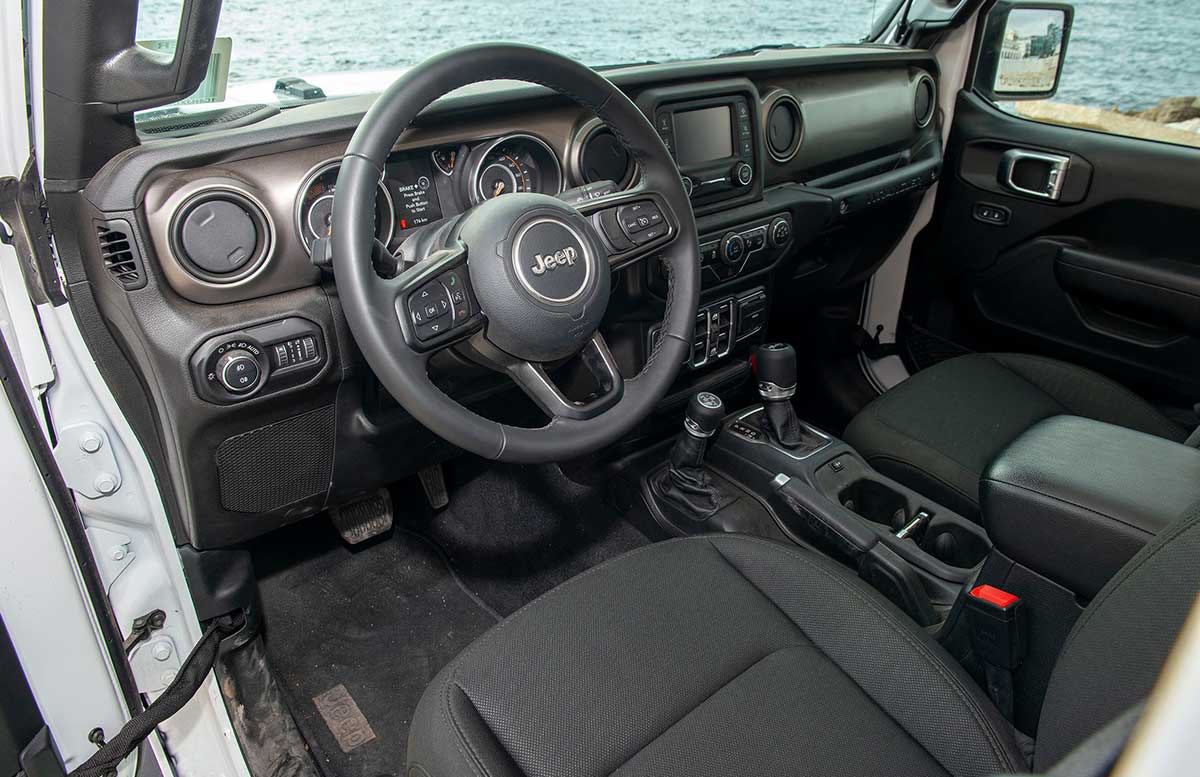 Jeep J8 Wrangler Troop Carrier