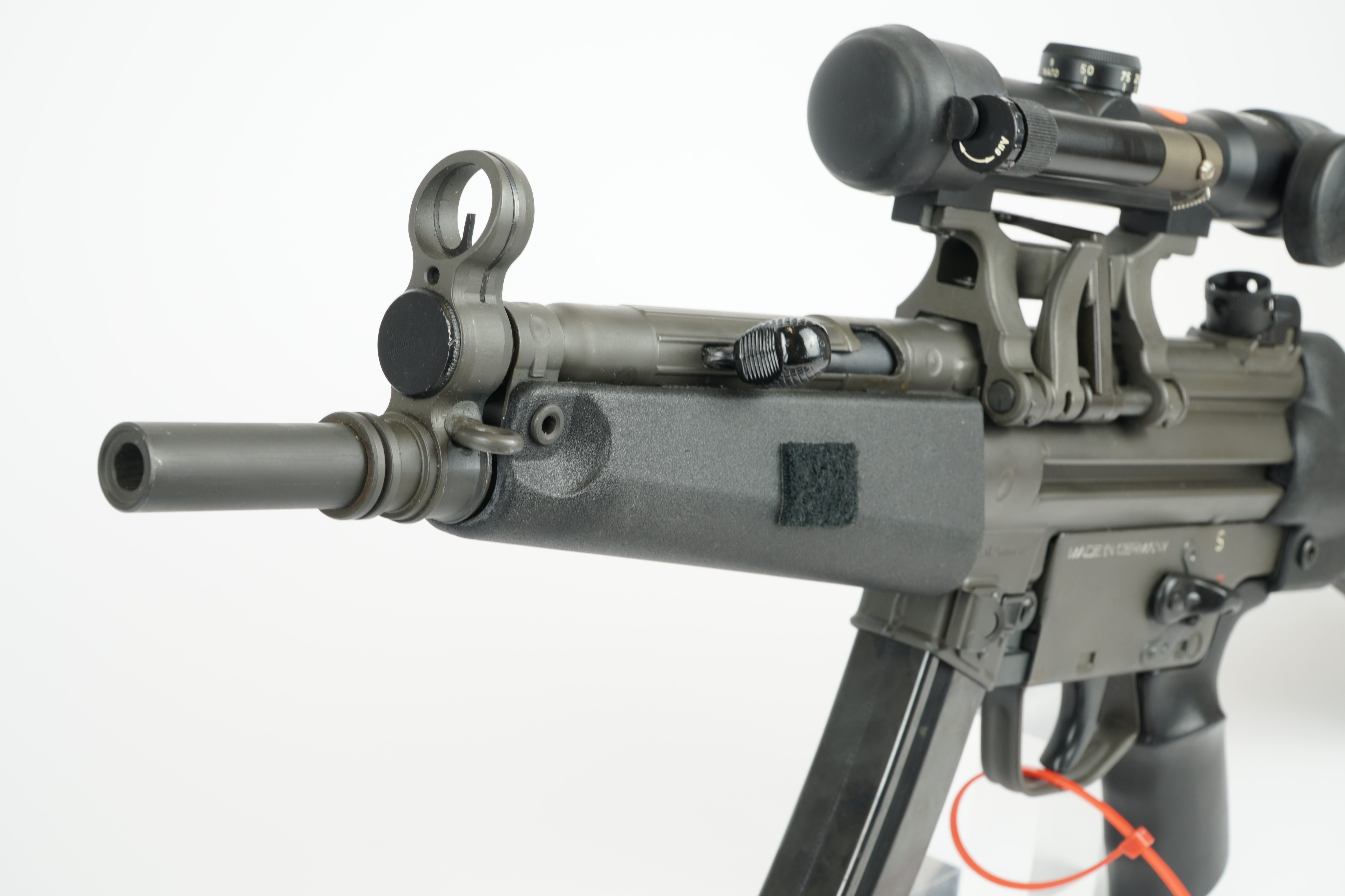 DSC02690 M41-05 / Semi MP5 Klon