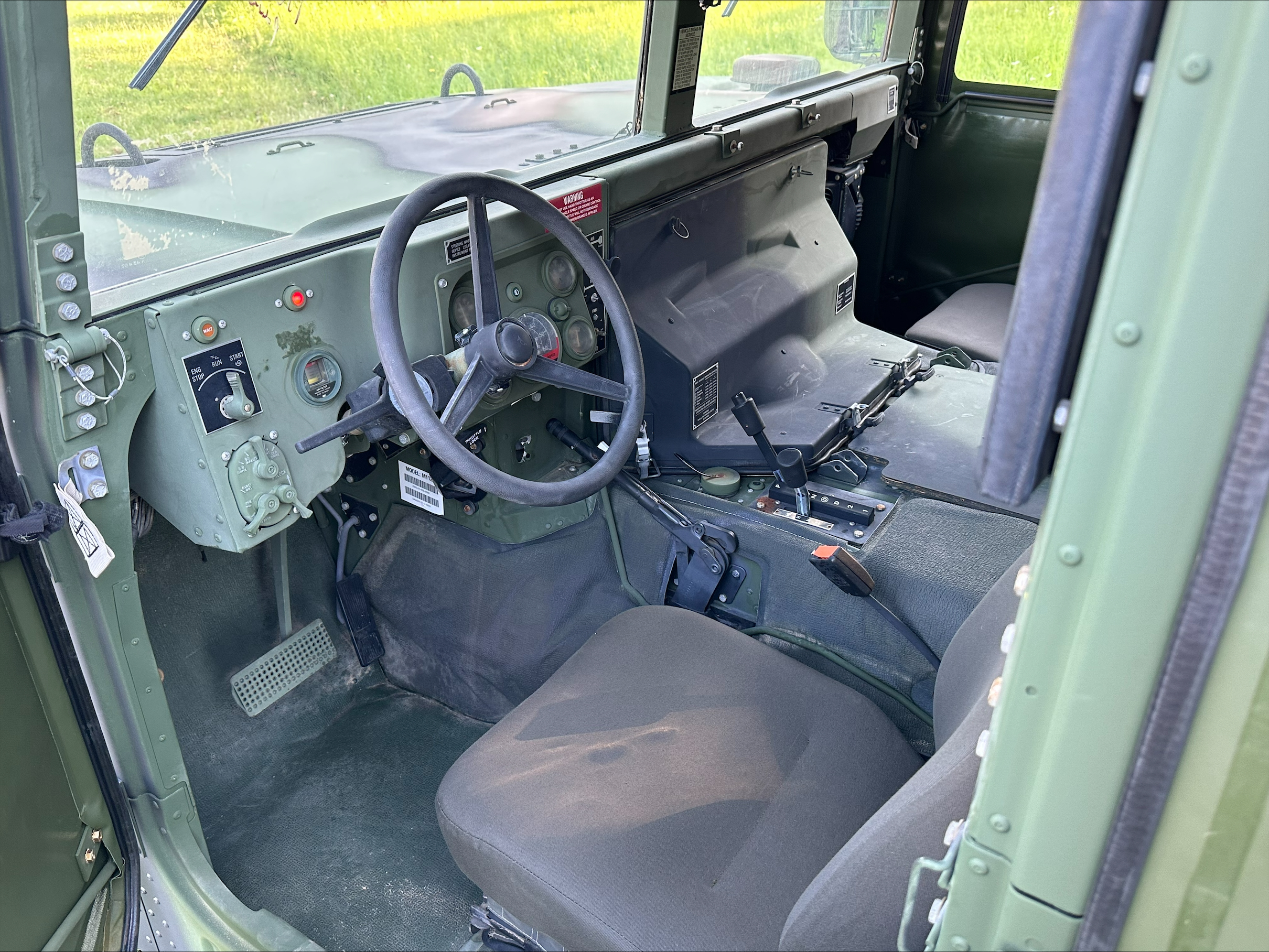 processed-20149B42-7A6D-4E21-92E5-B8C7249DFAF5-1194D118-C315-4D1F-A1DC-3179221B9BBA NOS HMMWV Humvee M1123 4 Türer