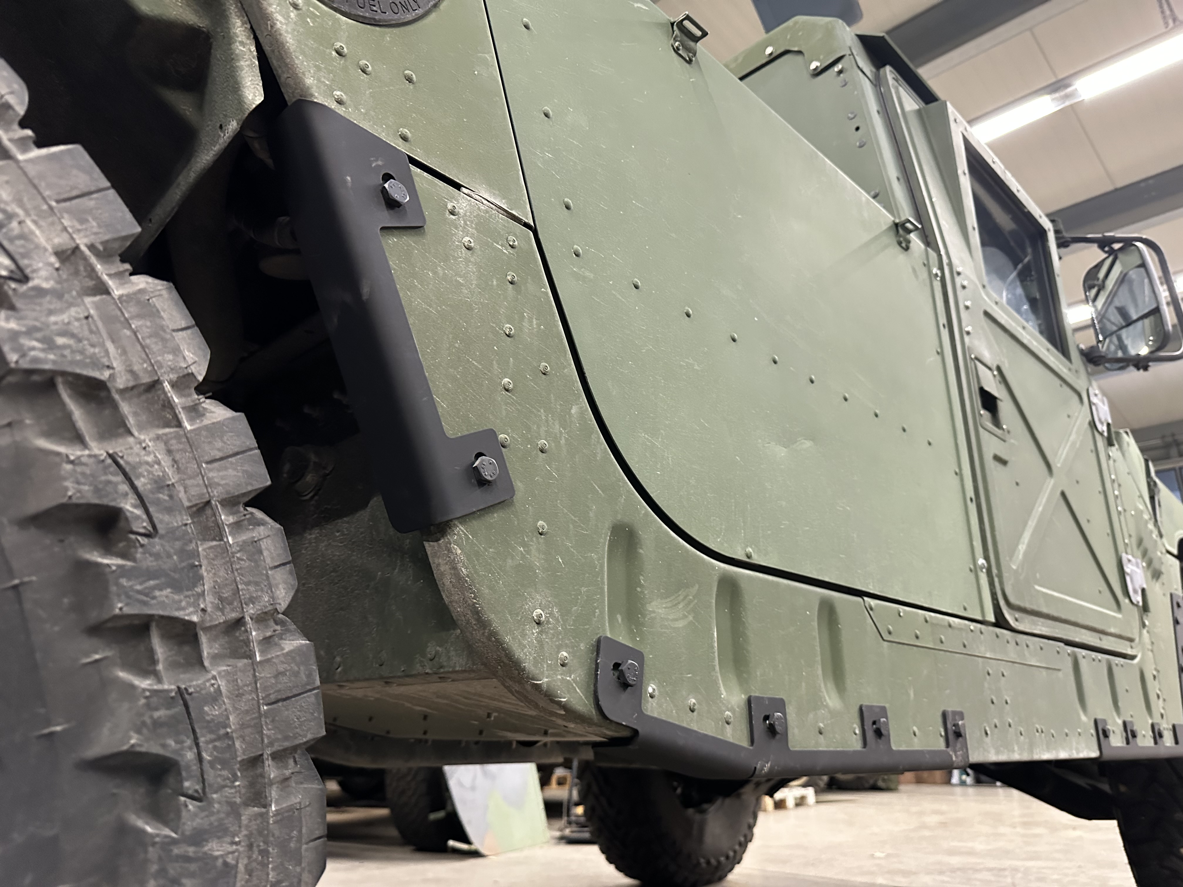 HMMWV HUMVEE Rocker Panel Schwellerschutz Satz