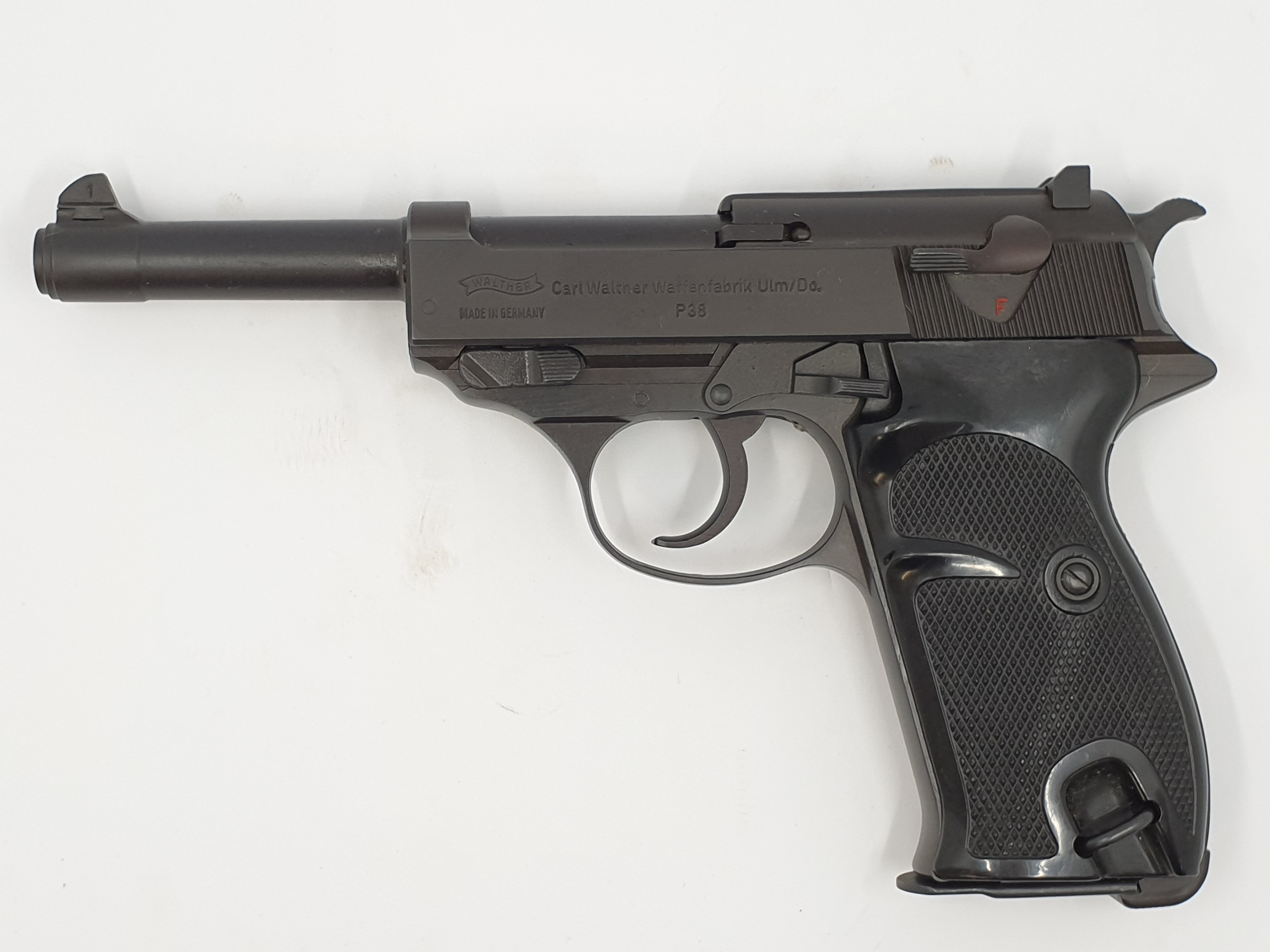 Walther P38 mit Holster
